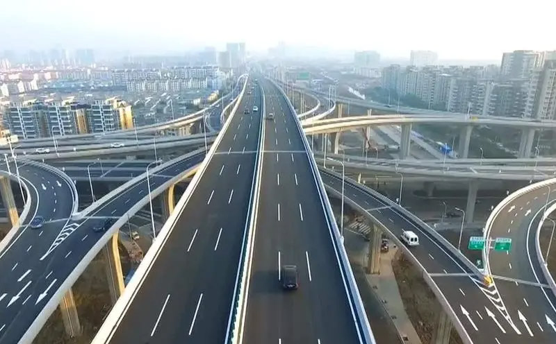 交通標(biāo)誌(zhì)牌產(chǎn)品(pǐn)展示(shì)